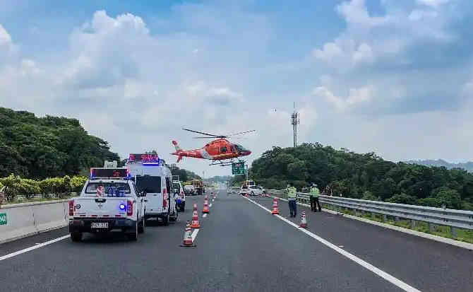 茂县高速公路汽车救援案例